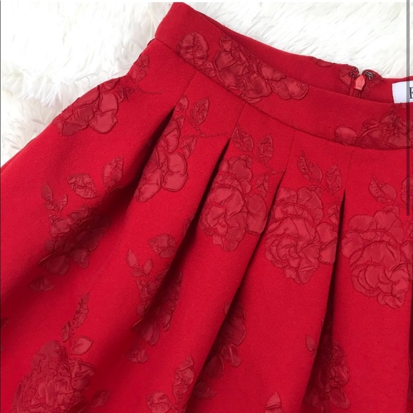 HOST PICK 2/21! ELLE // red pleated floral midi skirt - Picture 3 of 7